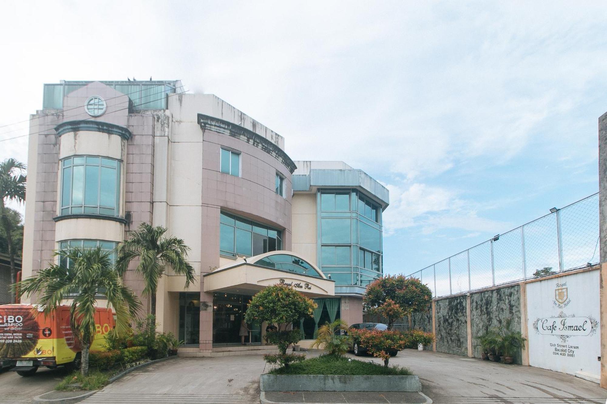 Royal Am Rei Hotel By Reddoorz Bacolod Extérieur photo